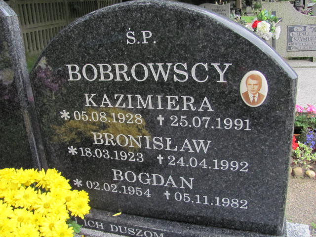 Bogdan Bobrowski 1954 Węgliniec - Grobonet - Wyszukiwarka osób pochowanych