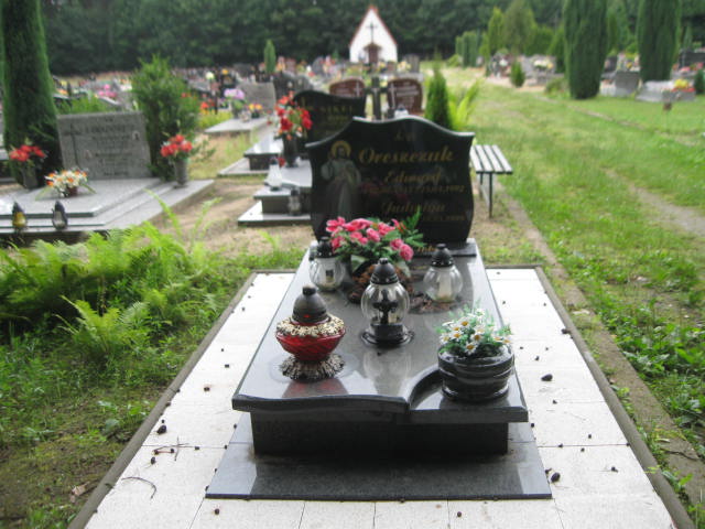 Grób Edward Oreszczuk