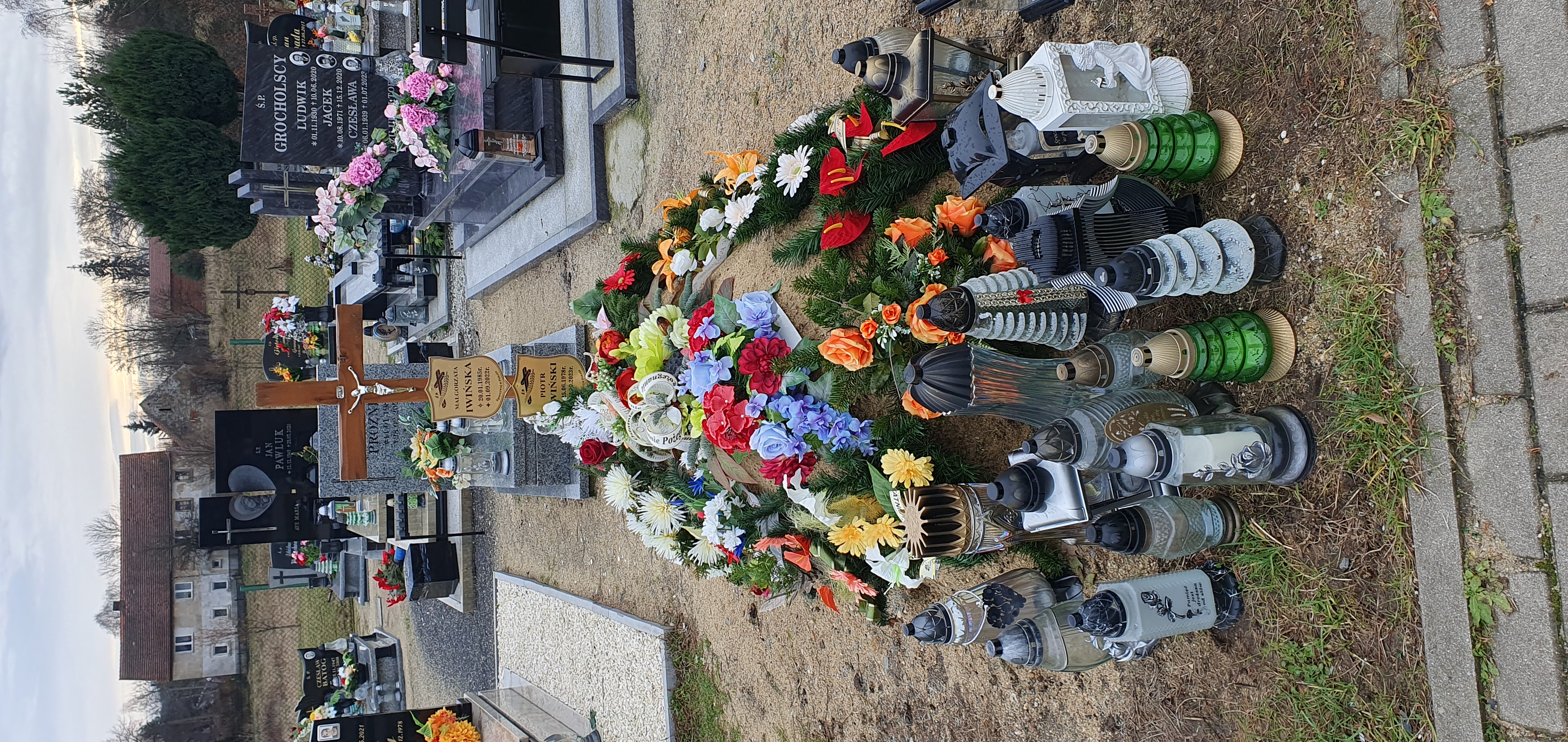 Piotr Iwiński 1978 Węgliniec - Grobonet - Wyszukiwarka osób pochowanych